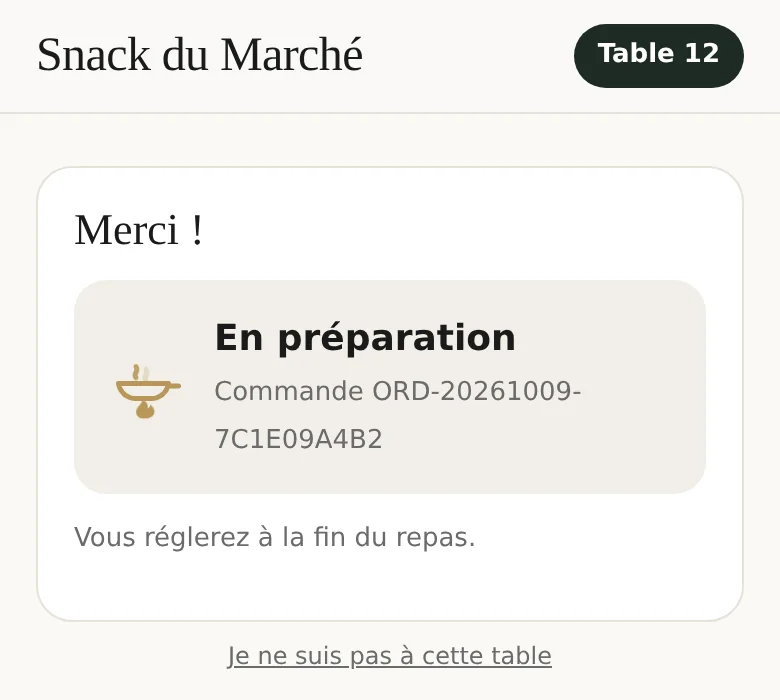 Après l'envoi : « Merci ! », état « En préparation » avec une poêle animée, le numéro de la commande, et « Vous réglerez à la fin du repas. »